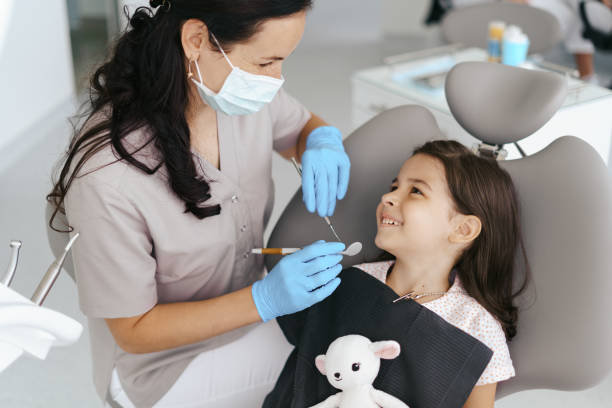 Best Emergency Tooth Extraction in Andalusia, IL